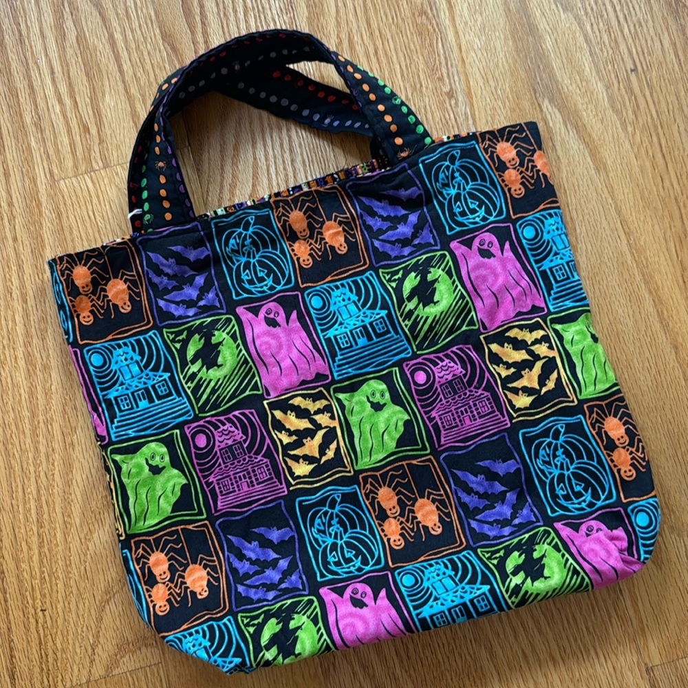 Halloween trick-or-treat bag reversible handmade